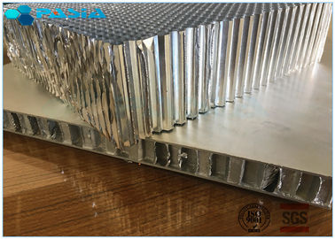 Китай Облегченный алюминиевый материал для железнодорожных поездов, толщина сота фольги квасцов 0.05мм поставщик