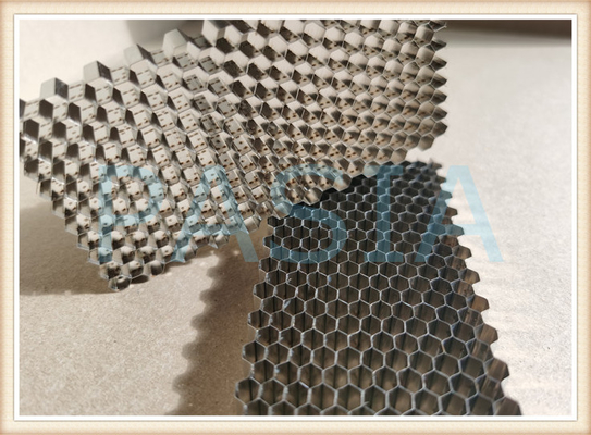 Китай ядр решетки сота фольги 0.06Mm алюминиевое небольшой клетки поставщик