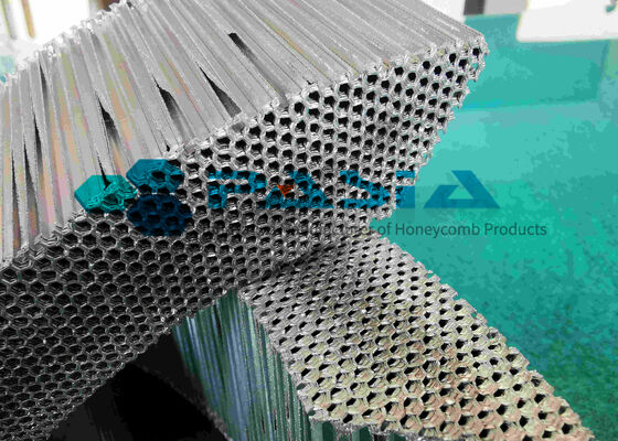 Honeycomb Energy Absorber | Aluminum Honeycomb Core for Impact Protection поставщик