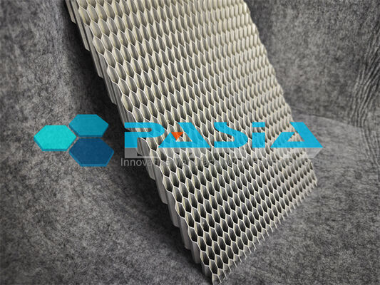 Flame Retardant Lightweigt Honeycomb Energy Absorber with High Heat Dissipation Pyramidal Structure Handling 15 KW/m² for Aerospace Chamber Lining поставщик