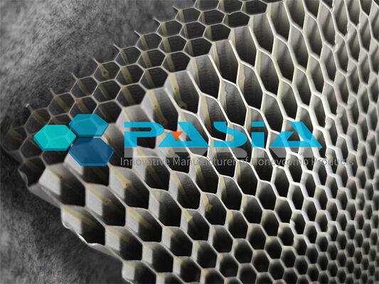 Flame Retardant Lightweigt Honeycomb Energy Absorber with High Heat Dissipation Pyramidal Structure Handling 15 KW/m² for Aerospace Chamber Lining поставщик